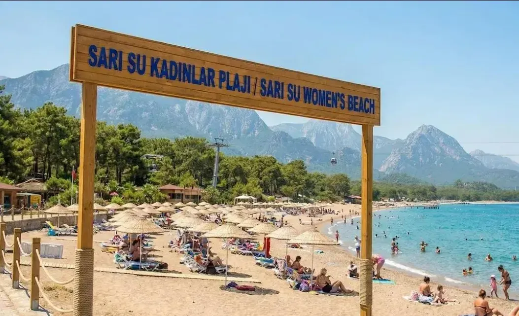 Antalya Sarı Su Kadınlar Plajı - Konyaaltı - Antalya - Fotoğraf 2