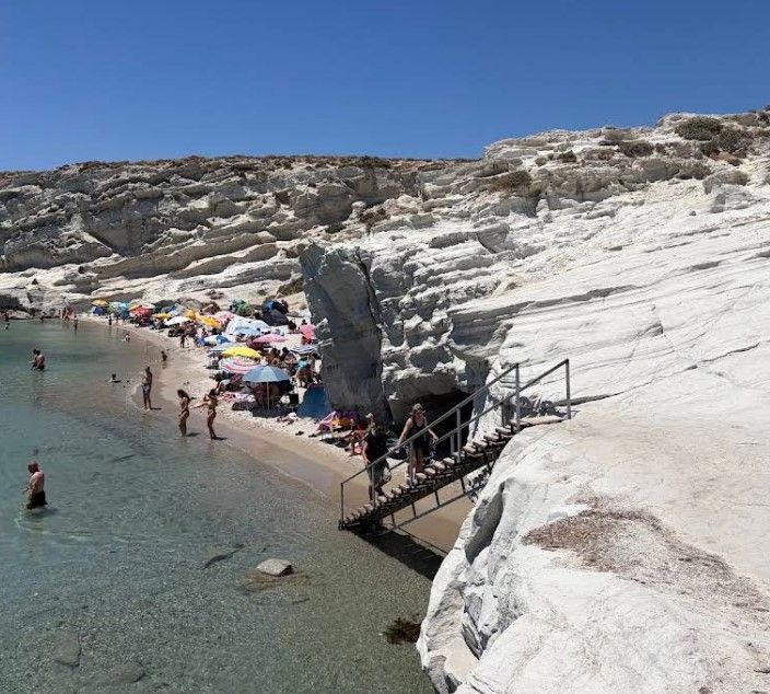 Delikli Koy - Çeşme - İzmir - Fotoğraf 2