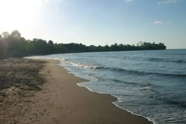 Eski Kızılcakese Kumsal Plajı