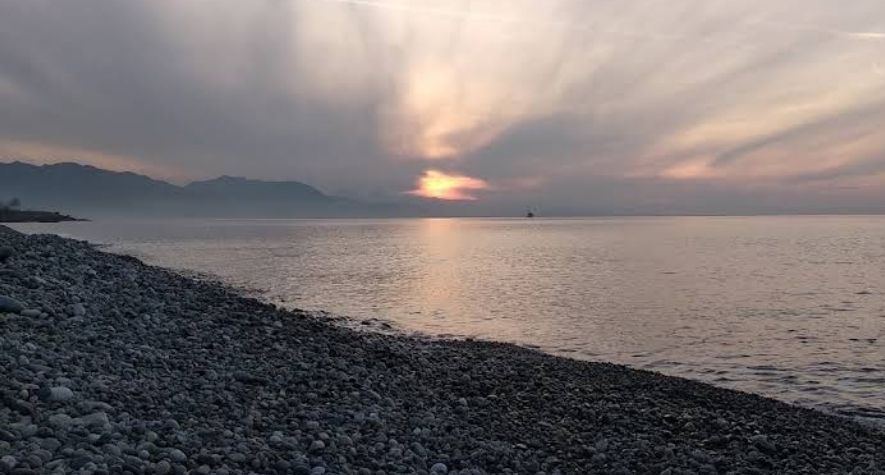 Kemeraltı Aile Plajı - Çayeli - Rize - Fotoğraf 3